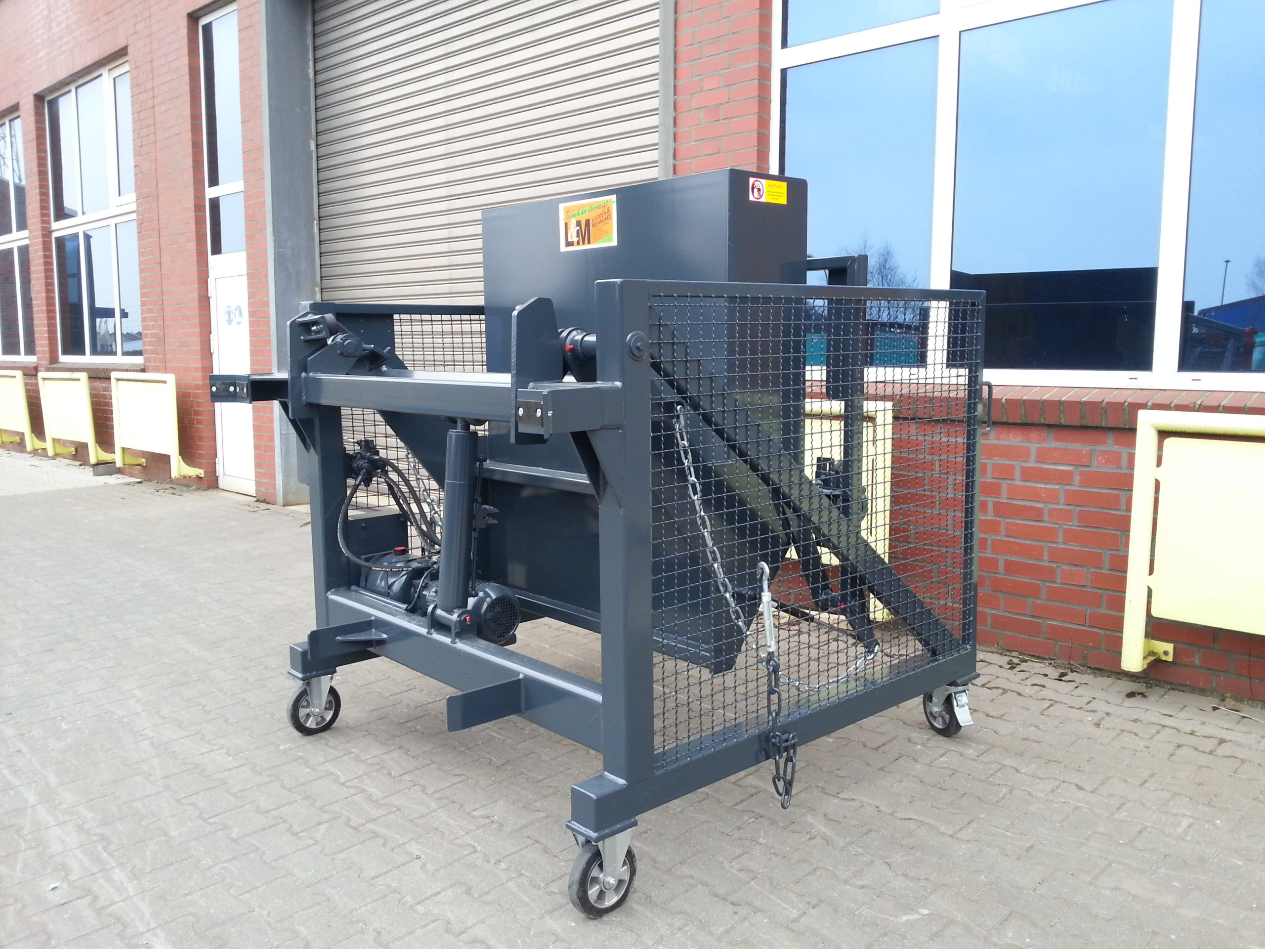 HKV bin lifters and tippers