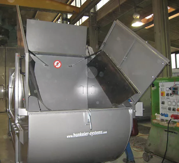 Model APK Skip Portable Compactor